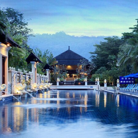 Seaview Resort Khao Lak, 7 nights from R17 160 pps