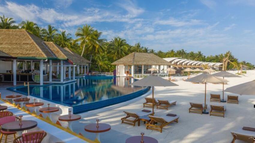 4* Cinnamon Hakuraa Huraa -Maldives Package (7 Nights)