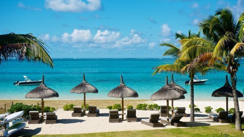 Paradise Beach Luxury Self-Catering (6 Sleeper Apartment) Mauritius 7 Nights
