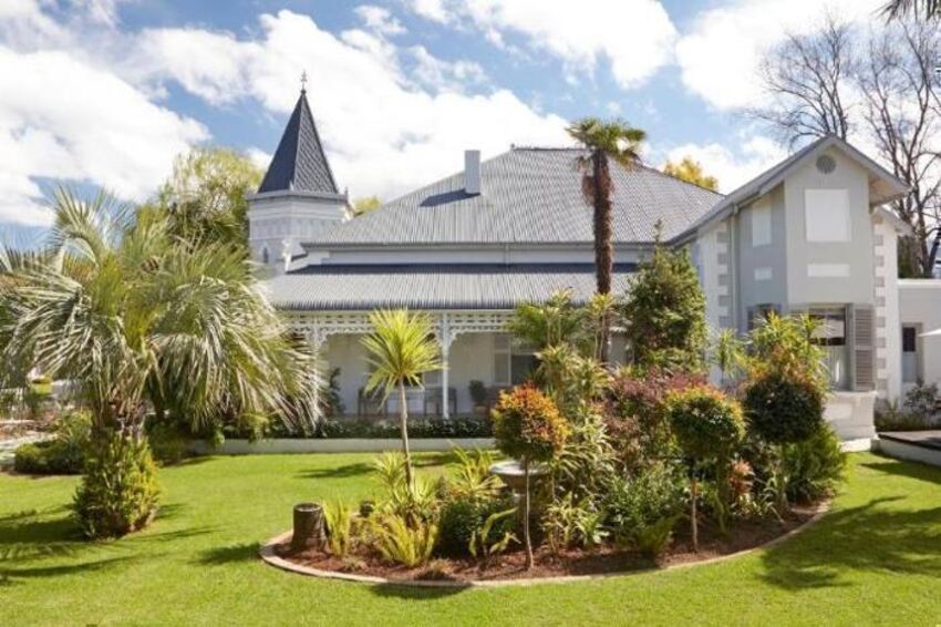 5* The Robertson Small Hotel - Robertson Package (2 Nights)