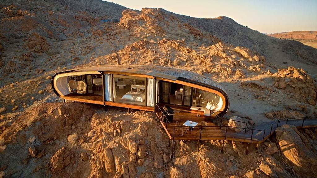 NAMIBIA LUXURY - DESERT WHISPER