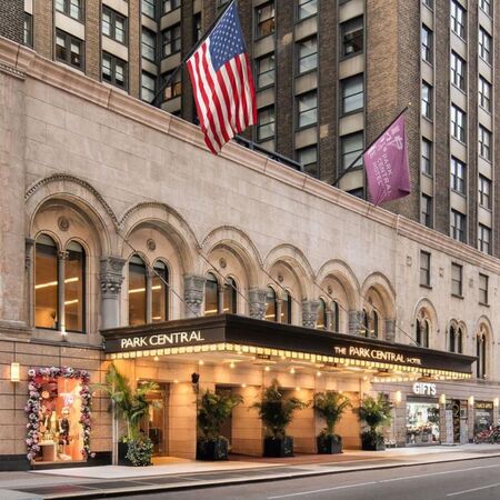 The New Yorker at Park Central, 3 nights from R14 750