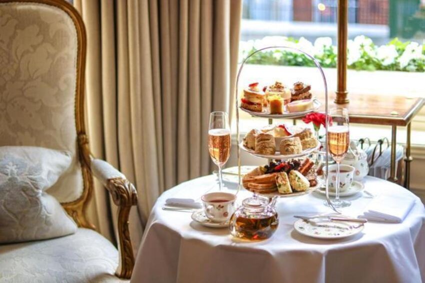 5* Egerton House Hotel - London Package (5 Nights)