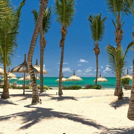 4* Lagoon Attitude (Adult Only) - Mauritius Package (7 nights)