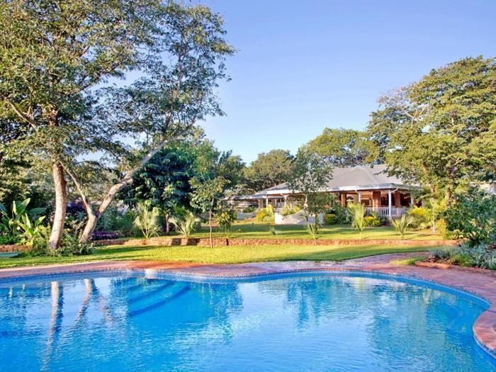 Pioneers Lodge - Victoria Falls Package (3 Nights)