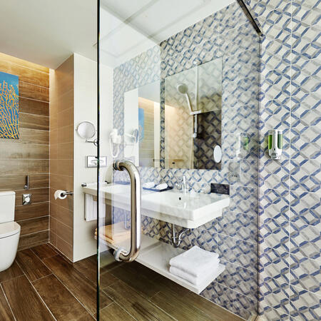 RIU ATOLL HOTEL - 5 Night All Inclusive holiday on Riu Atoll