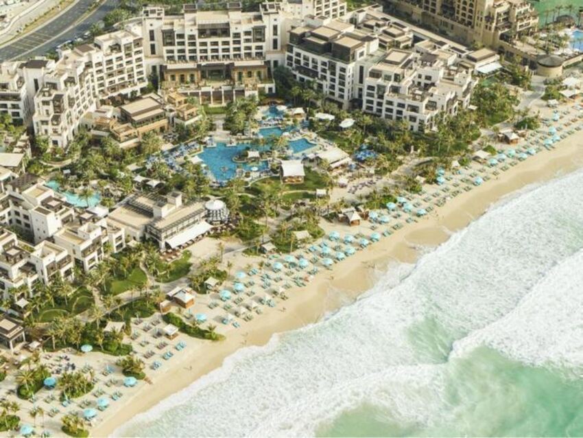 Ocean Views & Opulence: 5-Night Escape at Jumeirah Al Naseem