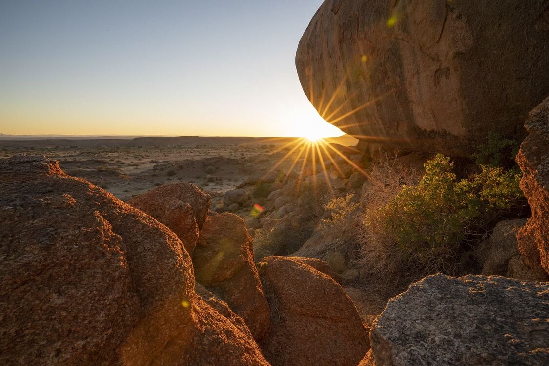 SOUTHERN NAMIBIA - SHUTTLE OR SELF-DRIVE