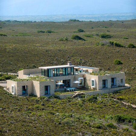 Morukuru Ocean House - Exclusive use, 4 nights from R26 500 pps
