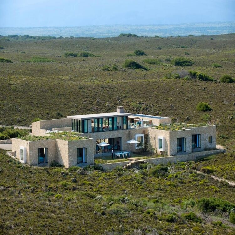 Morukuru Ocean House - Exclusive use, 4 nights from R26 500 pps