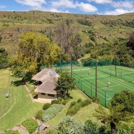 4* The Cavern Drakensberg Resort & Spa - Drakensburg Package (2 Nights)