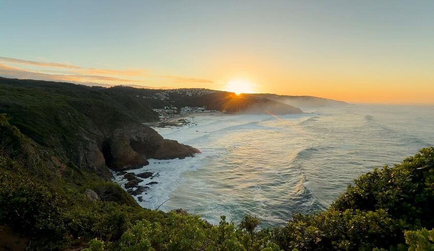 Waves of Grace Seafront Villa, 3 nights from R3 675 pps