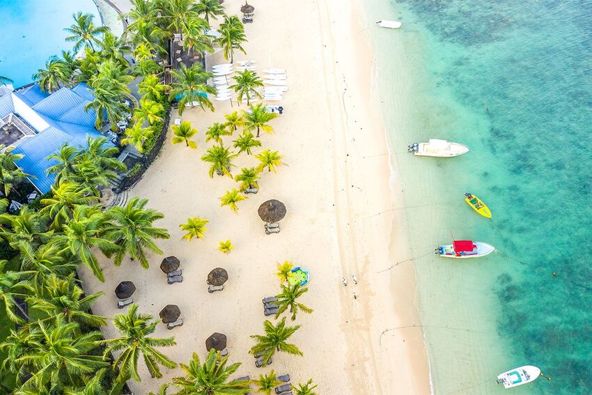 Victoria Beachcomber Resort & Spa - 4 star superior