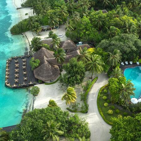 Adaaran Select Hudhuranfushi, 7 nights from R37 200 pps