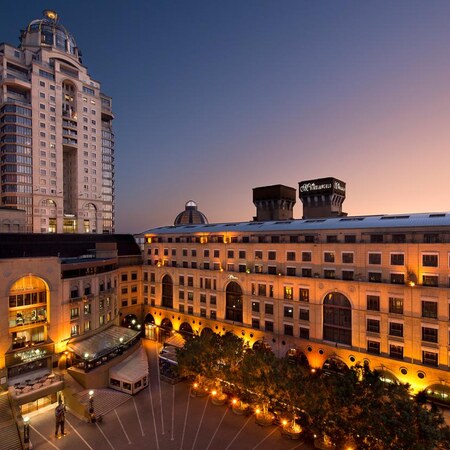 The Michelangelo Towers, 2 nights from R5 850 pps - self drive
