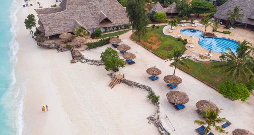 SANDIES BAOBAB BEACH ZANZIBAR