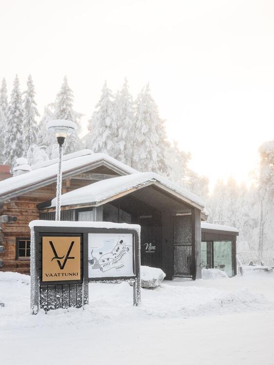 5 Nights of Arctic Magic at Vaattunki Wilderness Resort