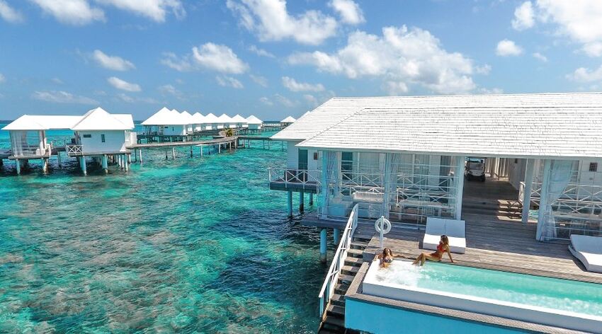 DIAMONDS THUDUFUSHI MALDIVES RESORT & SPA