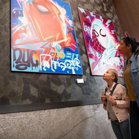 Paris Dreams & Disney Hotel New York - The Art of Marvel Magic (5 Nights)