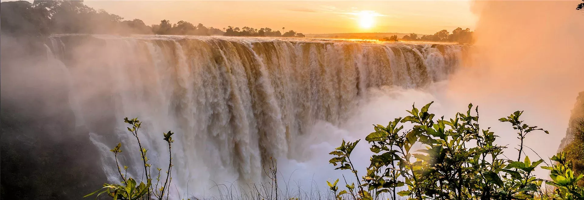 Victoria Falls & Zambezi Trader Luxury Escape
