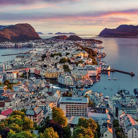 Cunard Cruises - Norwegian Fjords, 7 night cruise from R22 660 pps