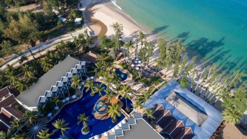 4* Sunwing Bangtao Beach Resort - Thailand Honeymoon Package (7 Nights)