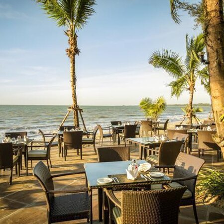 5* Robinson Khao Lak Holiday - Thailand Package (7 Nights)