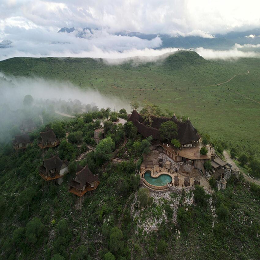 Lions Bluff Lodge, 2 nights from R60 990 pps