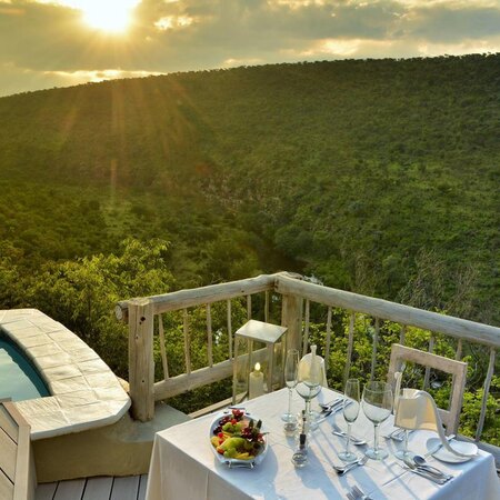Clifftop Exclusive Safari Hideaway, 2 nights from R12 600 pps - self drive