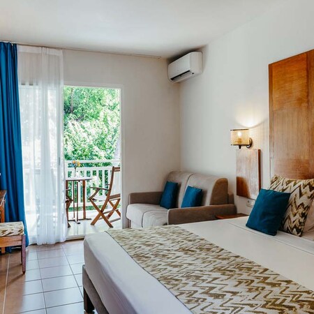 HOTEL LE RECIF 3*