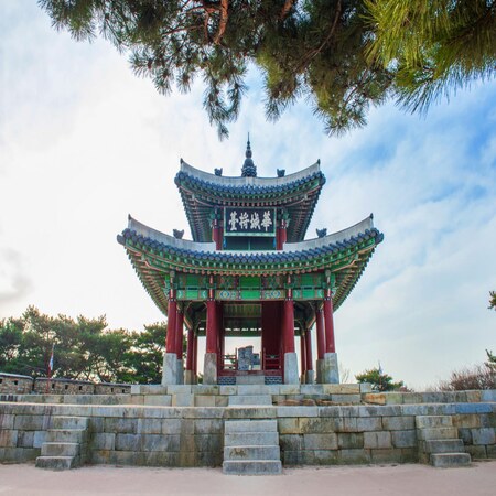The Essence of South Korea, 7 nights from R64 270 pps