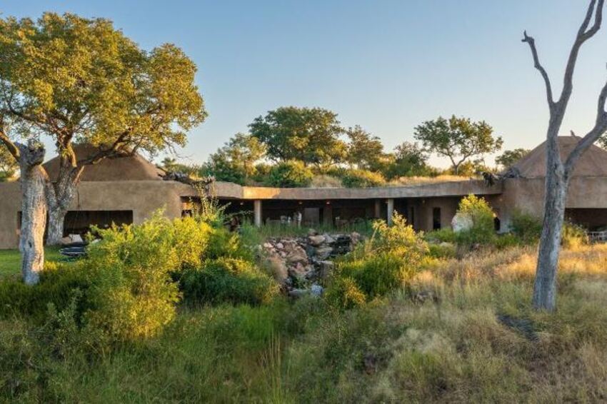 5* Sabi Sabi Earth Lodge - Kruger National Park (2 Nights)