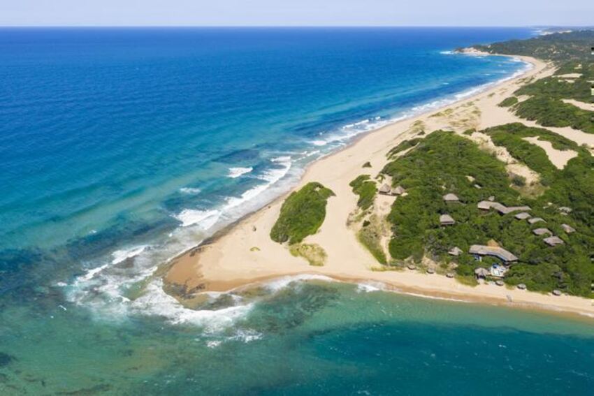 4* Machangulo Beach Lodge - Mozambique Self Drive Festive Package (4 Nights)