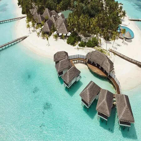 Nova Maldives, 7 nights from R56 470 pps