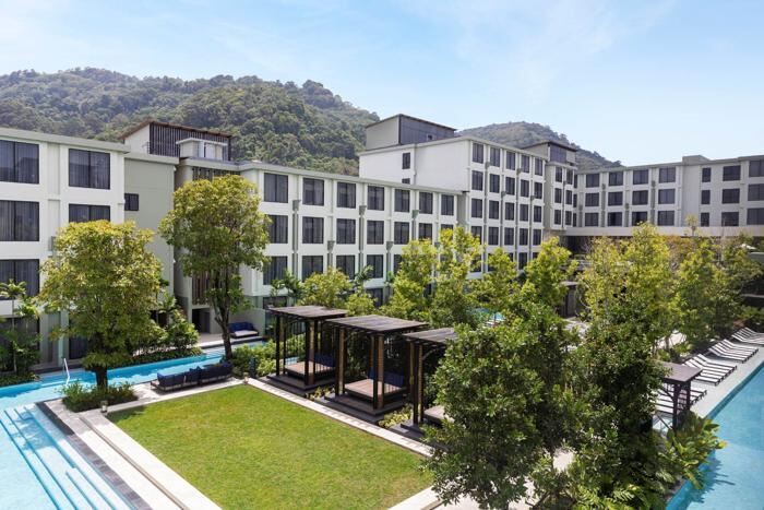 4* Four Points by Sheraton Phuket Patong Beach Resort - Thailand Package (7 Nights)
