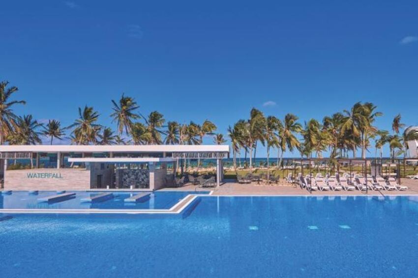 4* Riu Turquoise - Mauritius Package (6 nights)