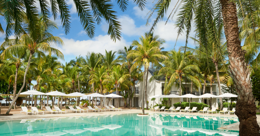 THE RAVENALA ATTITUDE HOTEL