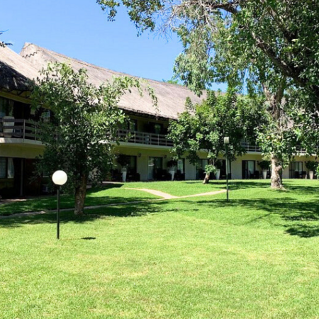 A'ZAMBEZI RIVER LODGE