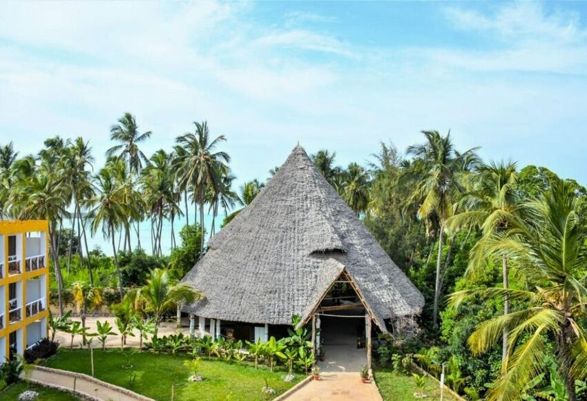 REEF AND BEACH RESORT ZANZIBAR