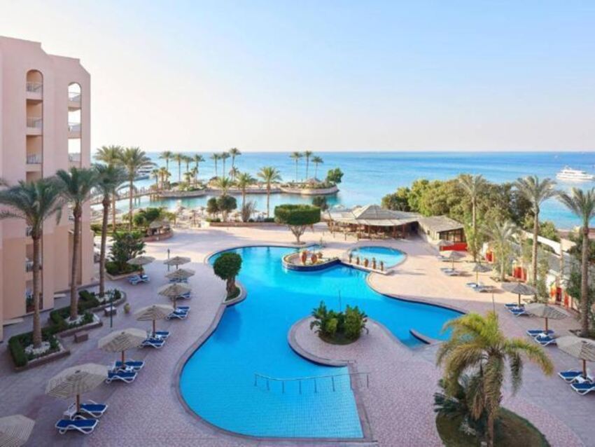 From Pyramids to Paradise: Cairo & Hurghada (6 Nights)