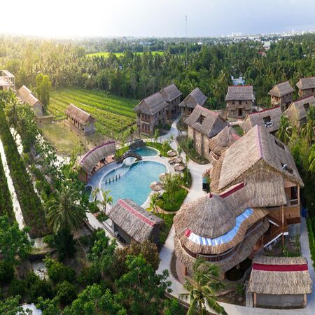 Romantic Vietnam, 11 nights from R38 699 pps