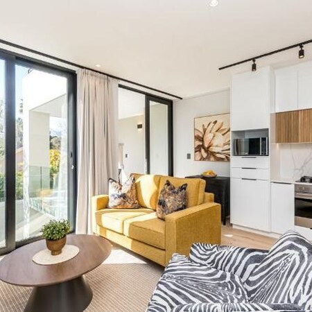 Aan De Meul Luxury Apartments - Stellenbosch Package (3 Nights)