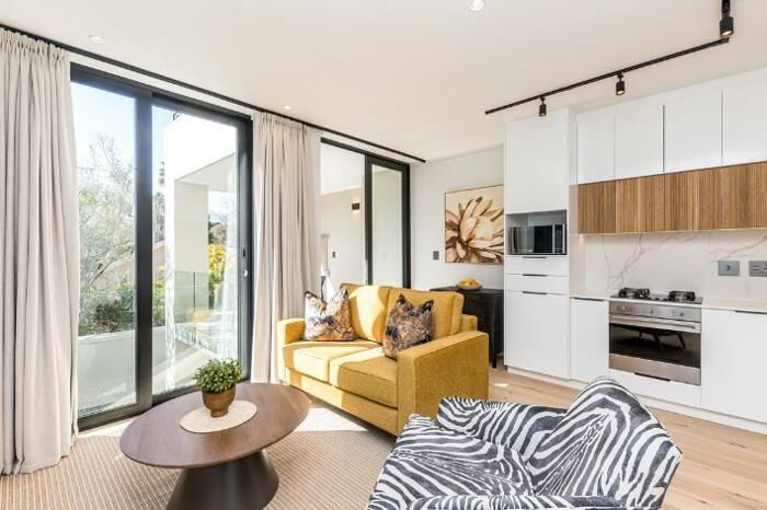 Aan De Meul Luxury Apartments - Stellenbosch Package (3 Nights)