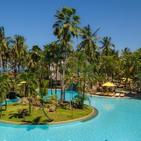 5* Sarova Whitesands Beach Resort & Spa - Mombasa Package (6 Nights)