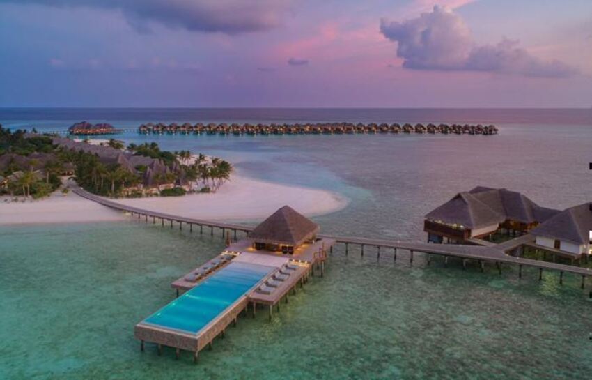 5* Heritance Aarah - Maldives Package (7 nights)