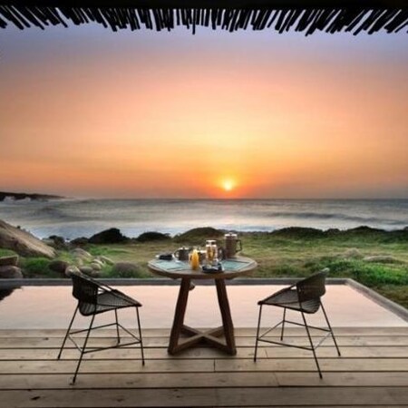 5* GweGwe Beach Lodge - Mkambathi Nature Reserve - Wild Coast Package (2 Nights)
