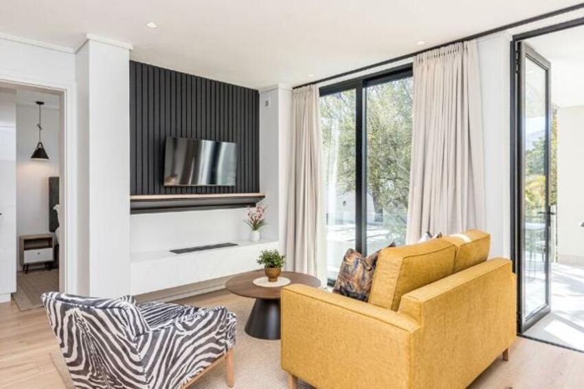 Aan De Meul Luxury Apartments - Stellenbosch Package (3 Nights)