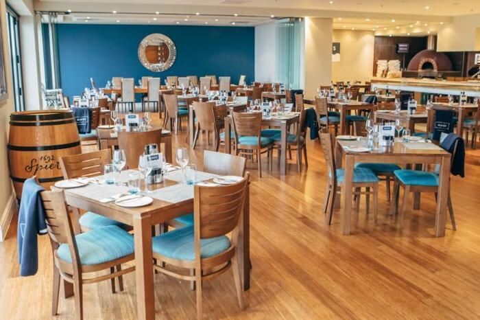 4* Blaauwberg Beach Hotel - Blouberg Strand Package (3 Nights)