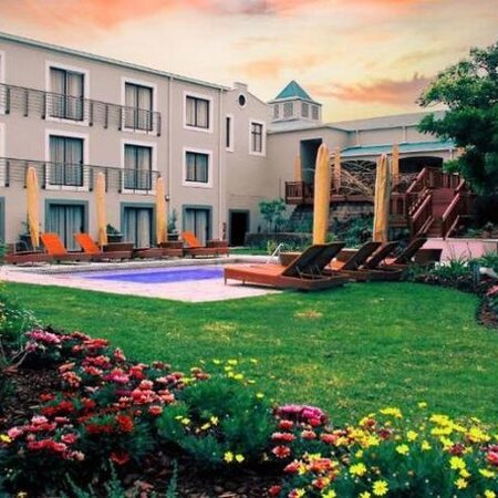 3* Garden Route Hotel - Mossel Bay Package (2 Nights)