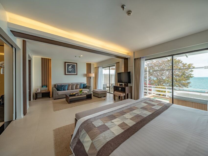 CAPE PANWA HOTEL - 5 night holiday at Cape Panwa Hotel